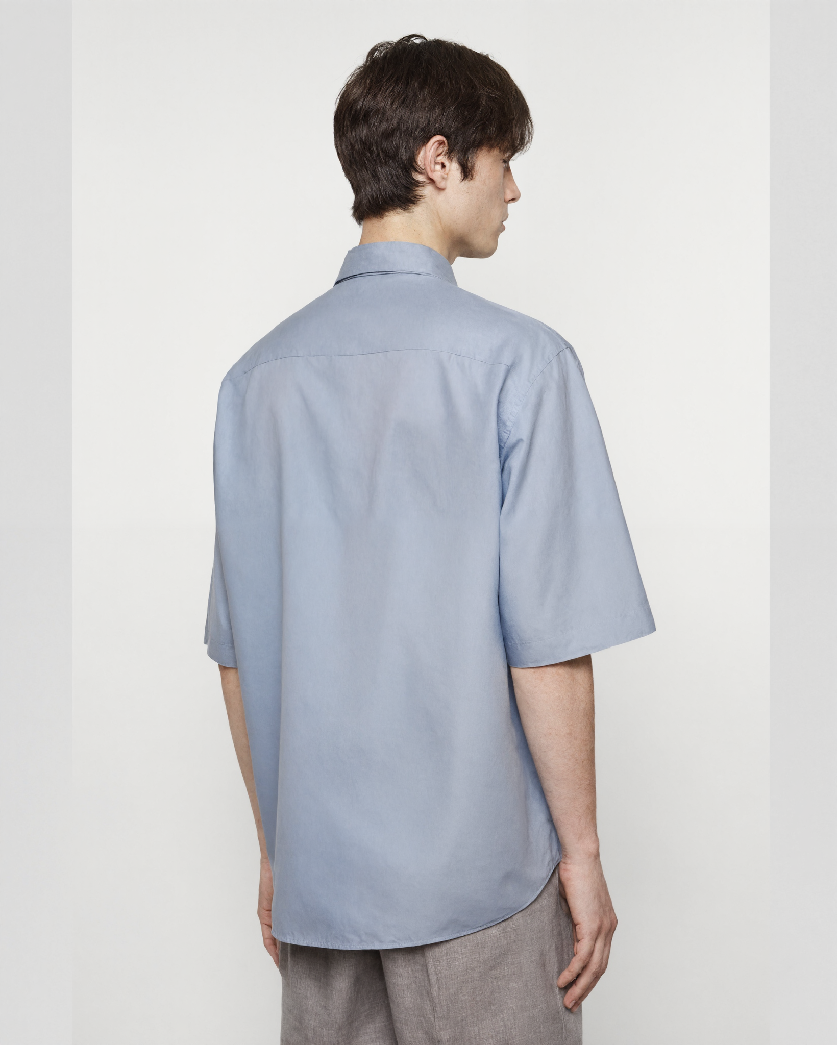 Short sleeve button-up